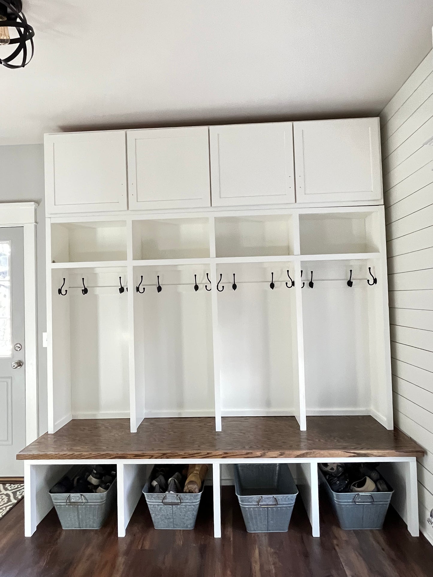 Farmhouse Mudroom Halltree || Lockers|| Bench with Storage Cubbies