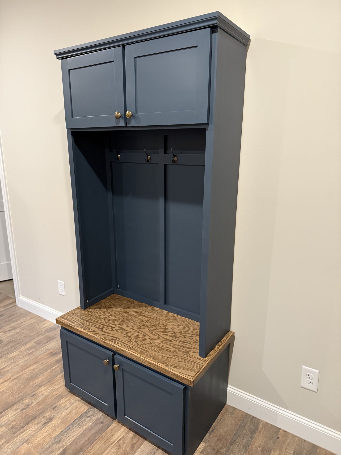 The Decatur Halltree || Entryway Mudroom Storage Lockers with Bench and Hooks