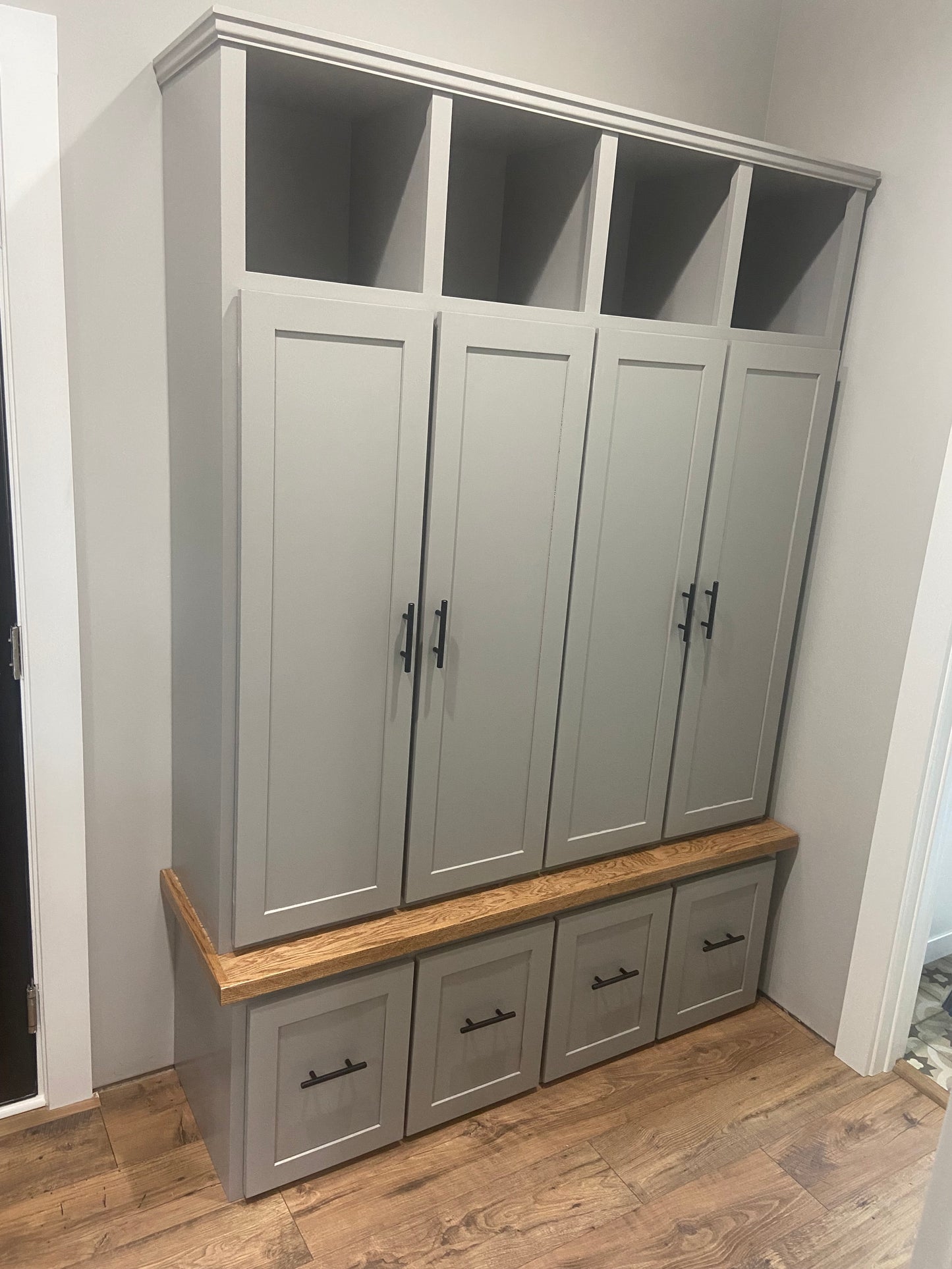 Mudroom halltree with lockers and drawers